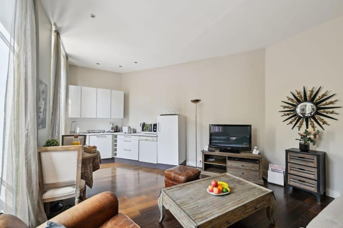 1Br Champs-Elysees - Cityapartmentstay Paris Eksteriør bilde